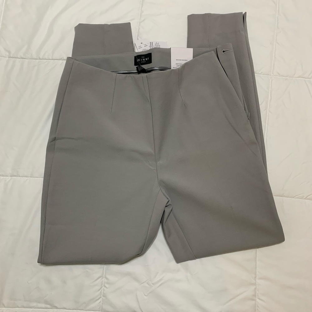 White House Black Market size 4 ankle pants taupe